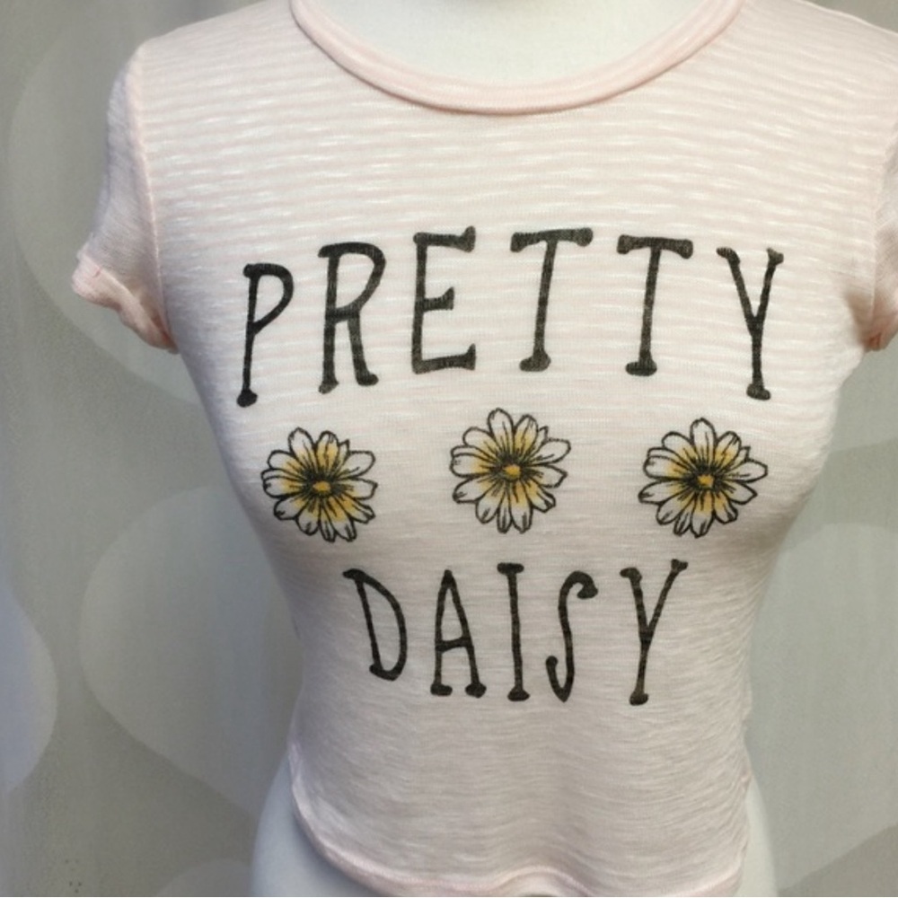 April Spirit Pink Daisy Crop Top-Size Small NWT - Picture 9 of 10